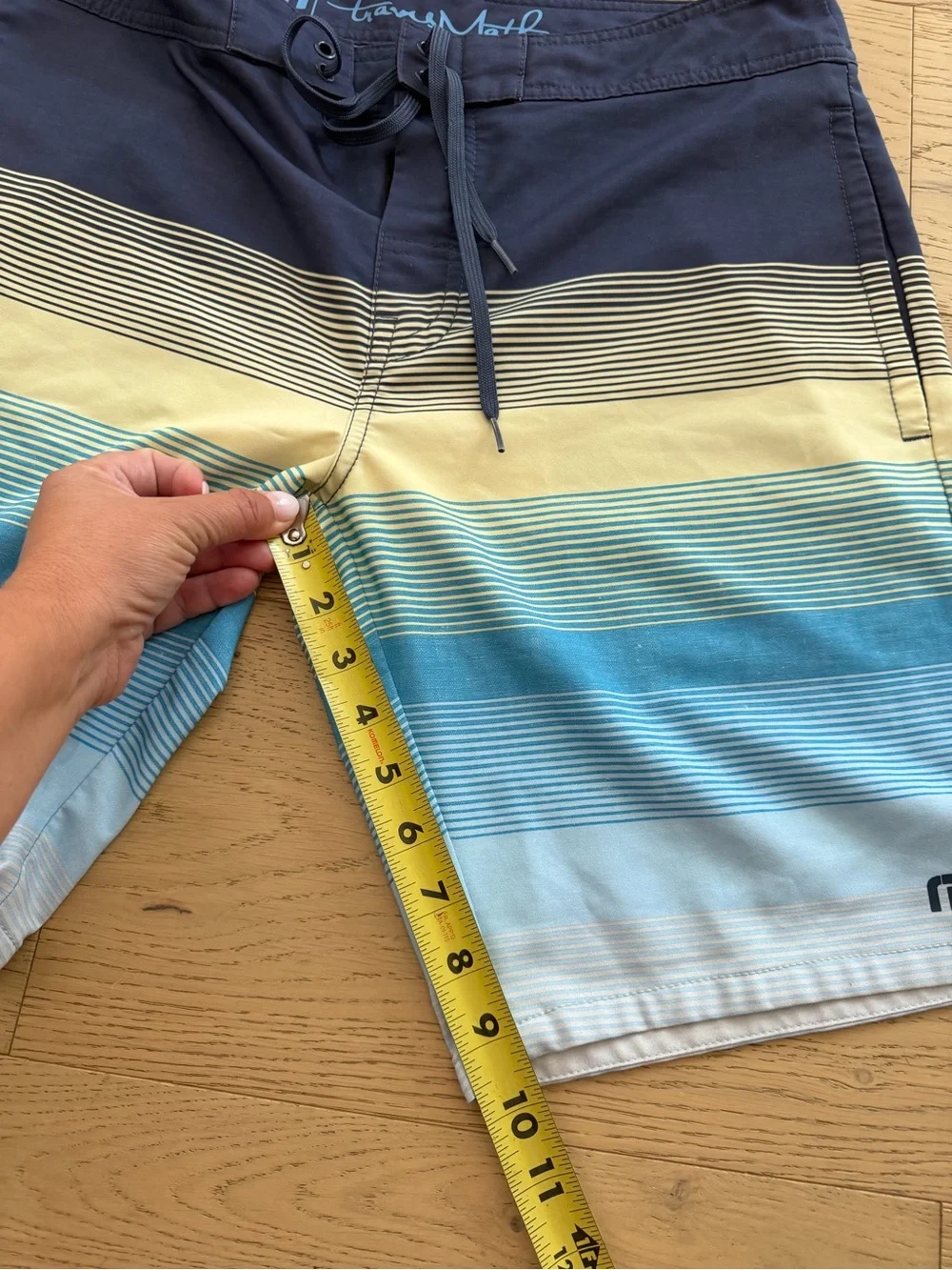 Men's Navy & Blue Gradient Stripe Swim Trunks